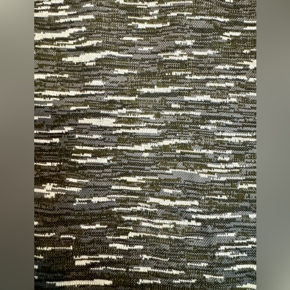 Lularoe Cassie Pencil Skirt - Picture 4 of 4